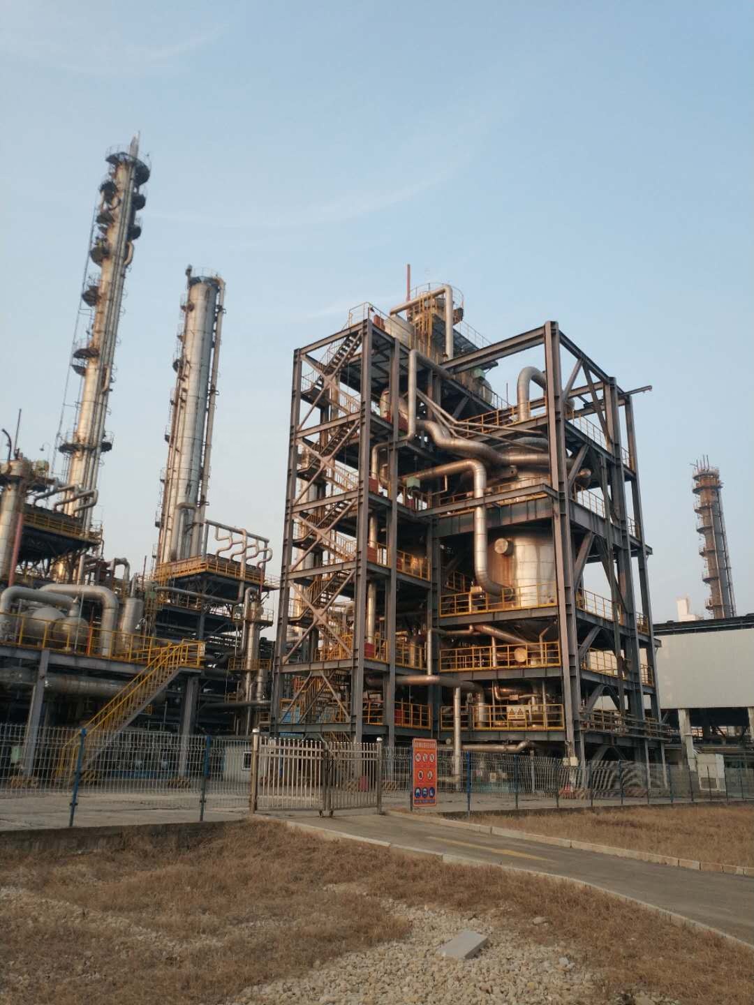 Dimethylanilin;Dimethylaniline,N-N-dimethylphenylamine;Dimethylphylamine;Dwumetyloanilina;N,N-Dimethylaniline      
DMA